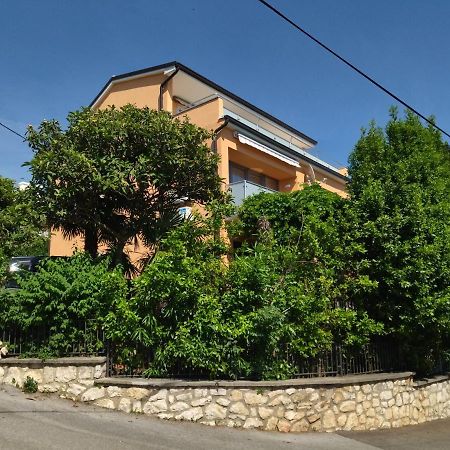 Vila Zdenka Apartmants Crikvenica Exterior foto