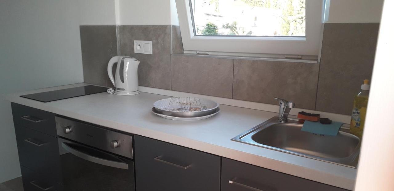 Vila Zdenka Apartmants Crikvenica Exterior foto